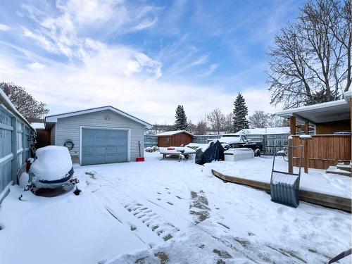 33 Fitzgerald Avenue, Fort Mcmurray, AB - Outdoor