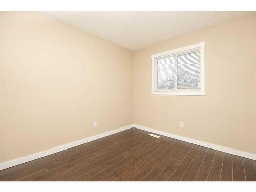 155D Dickins, Fort Mcmurray, AB - Indoor Photo Showing Other Room