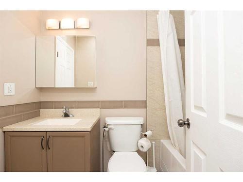 155D Dickins, Fort Mcmurray, AB - Indoor Photo Showing Bathroom