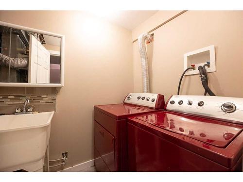 155D Dickins, Fort Mcmurray, AB - Indoor Photo Showing Laundry Room