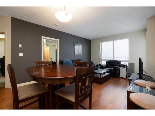 1415-204 Sparrow Hawk Drive, Fort Mcmurray, AB - Indoor Photo Showing Dining Room