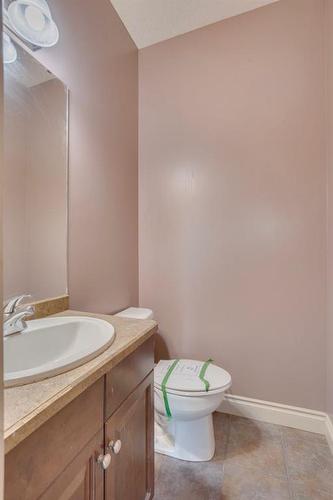 236 Coyote Crescent, Fort Mcmurray, AB - Indoor Photo Showing Bathroom