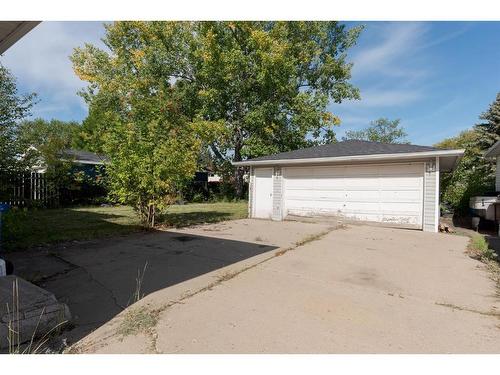 453 Signal Road, Fort Mcmurray, AB - Outdoor