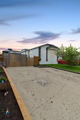 188 Caouette Crescent, Fort Mcmurray, AB - Outdoor