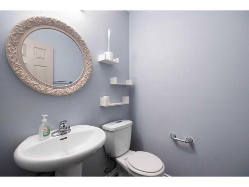 144 Violet Street, Fort Mcmurray, AB - Indoor Photo Showing Bathroom