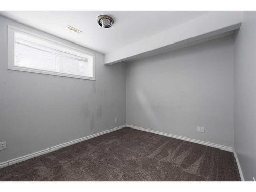 144 Violet Street, Fort Mcmurray, AB - Indoor Photo Showing Other Room