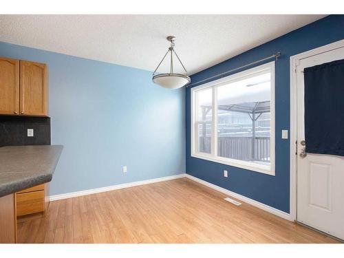 144 Violet Street, Fort Mcmurray, AB - Indoor Photo Showing Kitchen