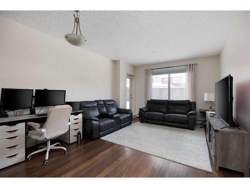 3107-135C Sandpiper Road, Fort Mcmurray, AB - Indoor Photo Showing Living Room