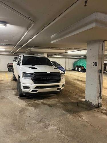 3107-135C Sandpiper Road, Fort Mcmurray, AB - Indoor Photo Showing Garage