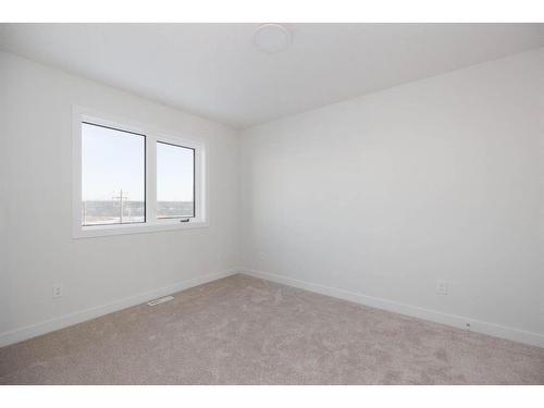 696 Athabasca Avenue, Fort Mcmurray, AB - Indoor Photo Showing Other Room