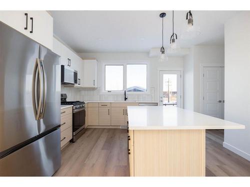 696 Athabasca Avenue, Fort Mcmurray, AB - Indoor Photo Showing Kitchen