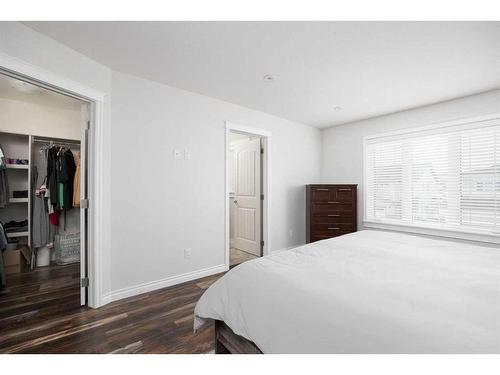 208 Siltstone Place, Fort Mcmurray, AB - Indoor Photo Showing Bedroom