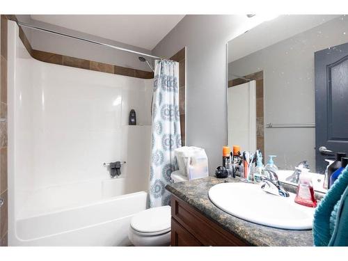 133 Sandhill Place, Fort Mcmurray, AB - Indoor Photo Showing Bathroom