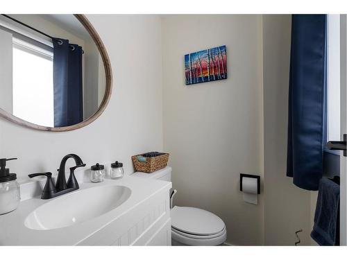 239 Dickins Drive, Fort Mcmurray, AB - Indoor Photo Showing Bathroom