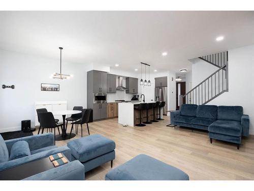 256 Athabasca Avenue, Fort Mcmurray, AB - Indoor Photo Showing Living Room