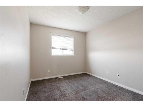 124 Kodiak Crescent, Fort Mcmurray, AB - Indoor Photo Showing Other Room