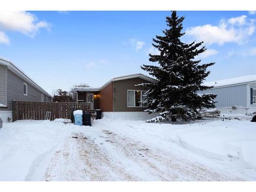 252 Caouette Crescent, Fort Mcmurray, AB - Outdoor