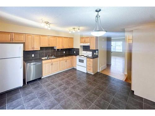 805-201 Arabian Drive, Fort Mcmurray, AB - Indoor Photo Showing Kitchen With Double Sink