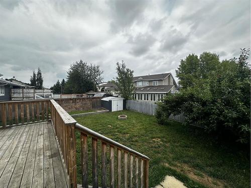 117 Bacon Place, Fort Mcmurray, AB - Outdoor With Deck Patio Veranda