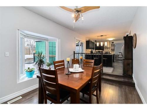 223 Dickins Drive, Fort Mcmurray, AB - Indoor Photo Showing Dining Room