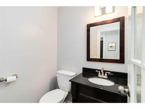 223 Dickins Drive, Fort Mcmurray, AB - Indoor Photo Showing Bathroom