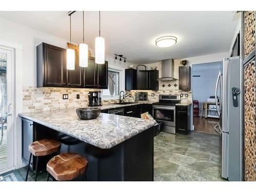 223 Dickins Drive, Fort Mcmurray, AB - Indoor Photo Showing Kitchen With Upgraded Kitchen