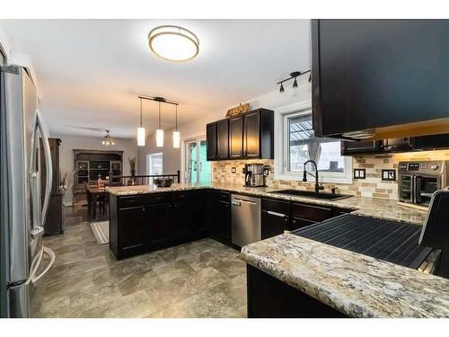 223 Dickins Drive, Fort Mcmurray, AB - Indoor Photo Showing Kitchen With Upgraded Kitchen