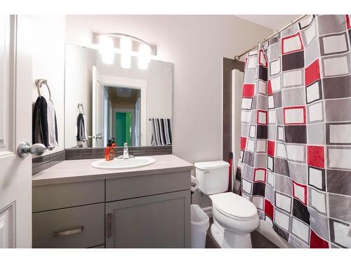 104 Collicott Drive, Fort Mcmurray, AB - Indoor Photo Showing Bathroom