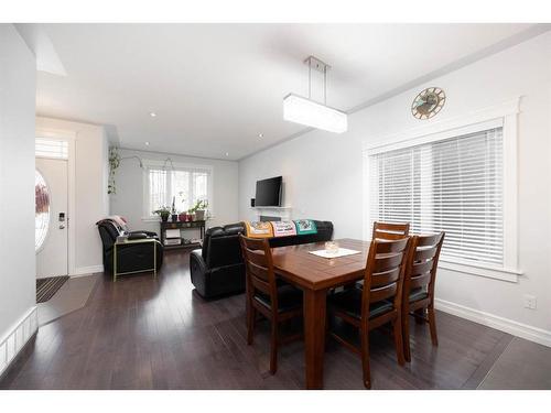 104 Collicott Drive, Fort Mcmurray, AB - Indoor Photo Showing Dining Room