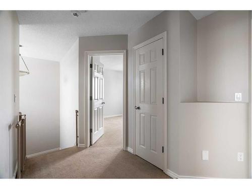 221 Lynx Crescent, Fort Mcmurray, AB - Indoor Photo Showing Other Room