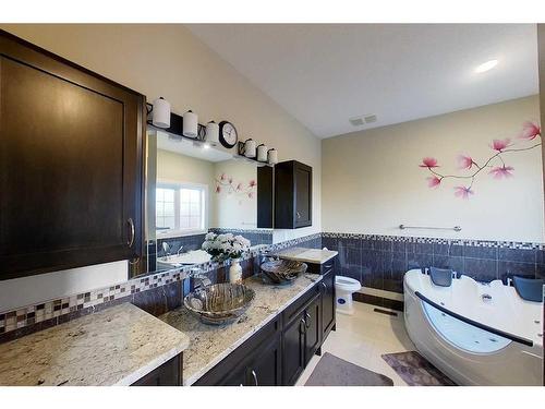 145 Stonecreek Landing, Fort Mcmurray, AB - Indoor Photo Showing Bathroom