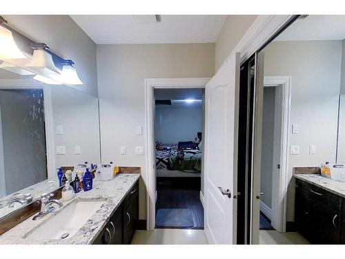 145 Stonecreek Landing, Fort Mcmurray, AB - Indoor Photo Showing Bathroom