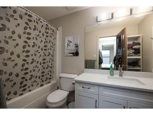 412-136B Sandpiper Road, Fort Mcmurray, AB - Indoor Photo Showing Bathroom