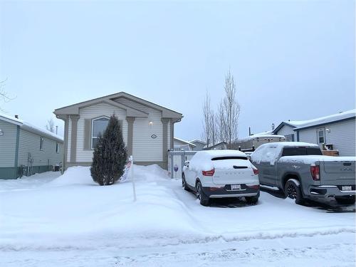 165 Mitchell Drive, Fort Mcmurray, AB - Outdoor