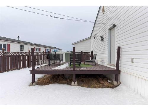 121 Grant Bay, Fort Mcmurray, AB - Outdoor With Deck Patio Veranda With Exterior