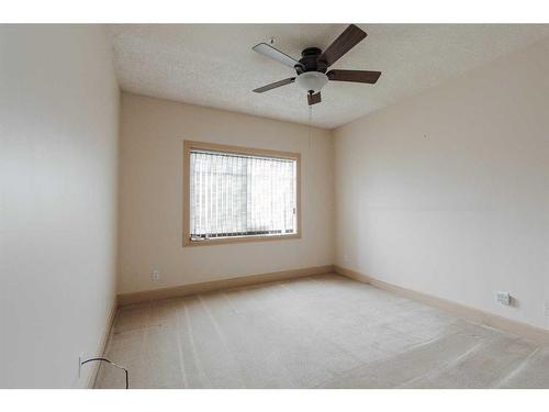 302-9918 Gordon Avenue, Fort Mcmurray, AB - Indoor Photo Showing Other Room