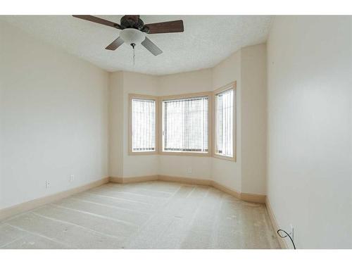 302-9918 Gordon Avenue, Fort Mcmurray, AB - Indoor Photo Showing Other Room