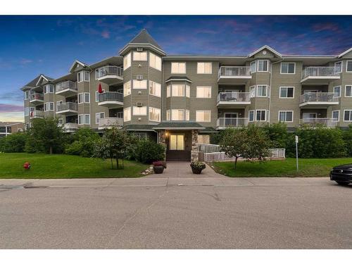 302-9918 Gordon Avenue, Fort Mcmurray, AB - Outdoor With Balcony With Facade