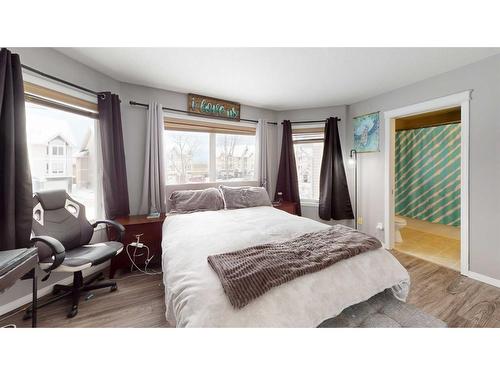 58-97 Wilson Drive, Fort Mcmurray, AB - Indoor Photo Showing Bedroom