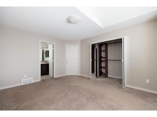 189 Sandstone Lane, Fort Mcmurray, AB - Indoor Photo Showing Other Room