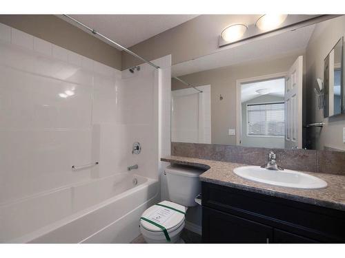 189 Sandstone Lane, Fort Mcmurray, AB - Indoor Photo Showing Bathroom