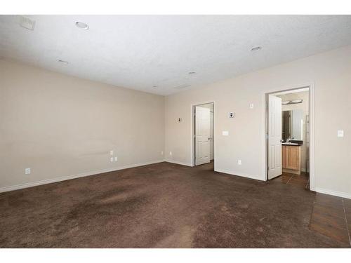 189 Sandstone Lane, Fort Mcmurray, AB - Indoor Photo Showing Other Room