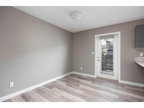 57-401 Athabasca Avenue, Fort Mcmurray, AB - Indoor Photo Showing Other Room