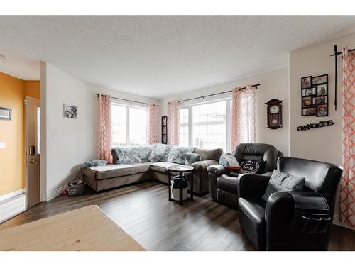 160 O'Coffey Crescent, Fort Mcmurray, AB - Indoor Photo Showing Living Room