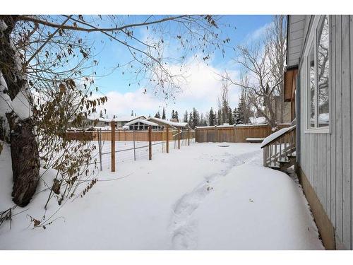 110 Ross Street, Fort Mcmurray, AB - Outdoor