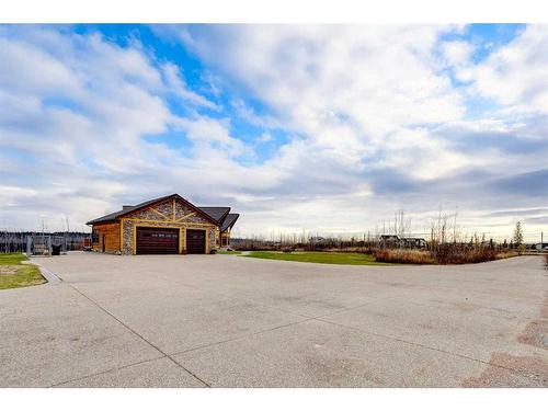 173 Sommer Way, Saprae Creek, AB - Outdoor