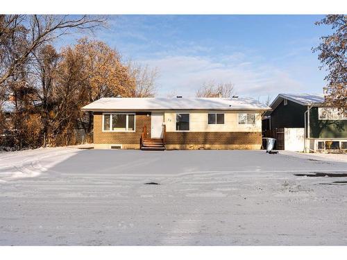 55 Fitzsimmons Avenue, Fort Mcmurray, AB - Outdoor