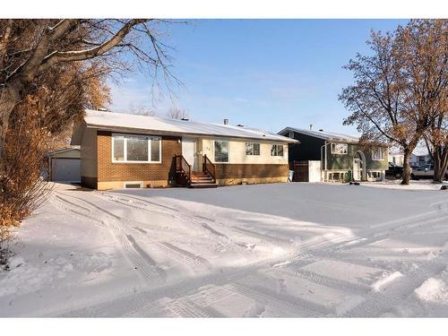 55 Fitzsimmons Avenue, Fort Mcmurray, AB - Outdoor