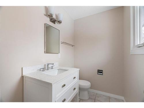 55 Fitzsimmons Avenue, Fort Mcmurray, AB - Indoor Photo Showing Bathroom