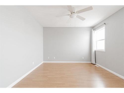 124 Fox Crescent, Fort Mcmurray, AB - Indoor Photo Showing Other Room